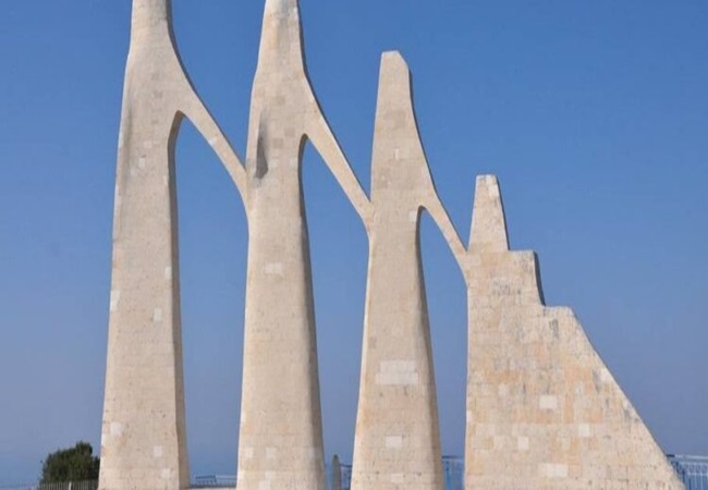 Μνημείο Ζαλόγγου: Οι Ηρωίδες&nbsp;Σουλιώτισσες